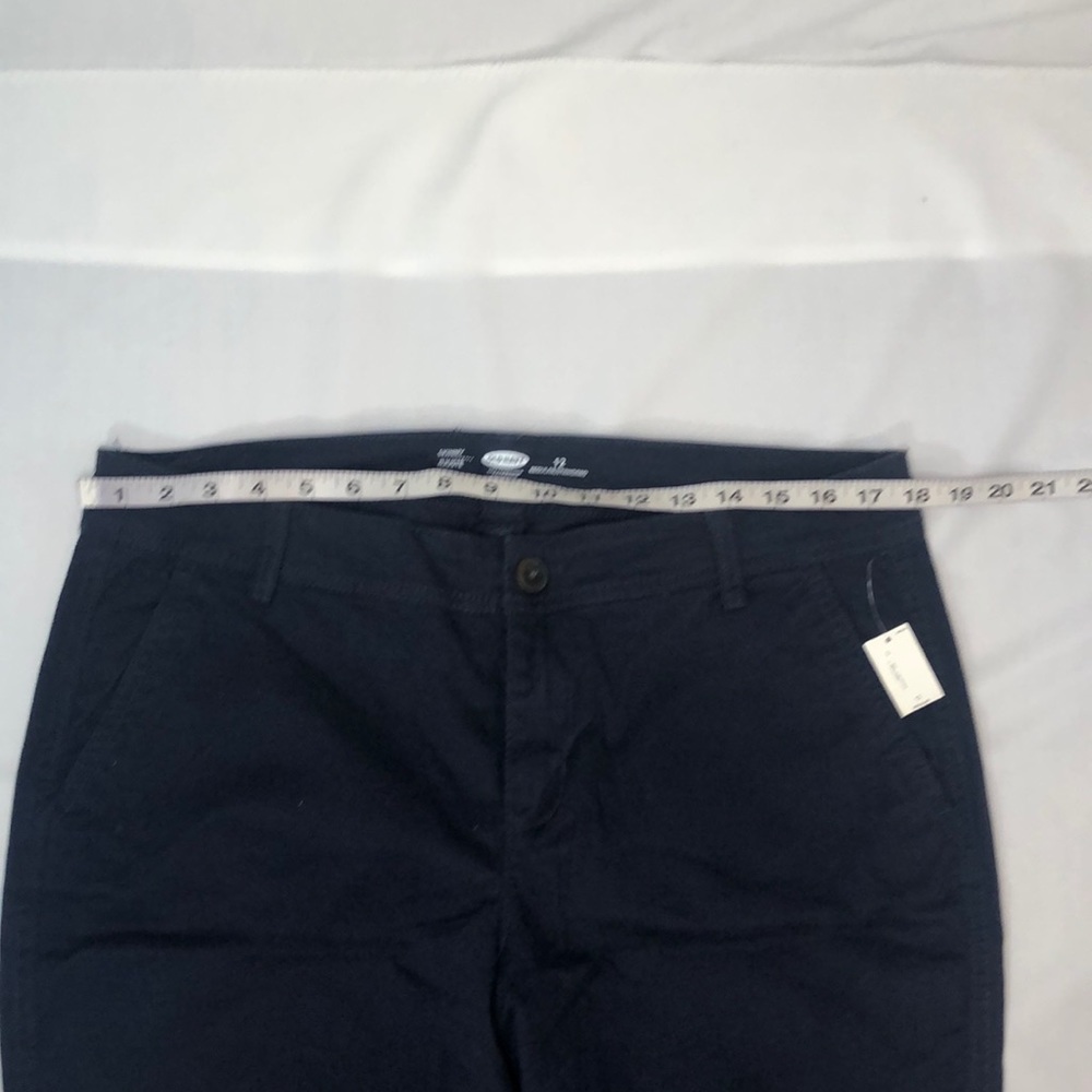 Old Navy Skiny pants - Picture 5 of 7